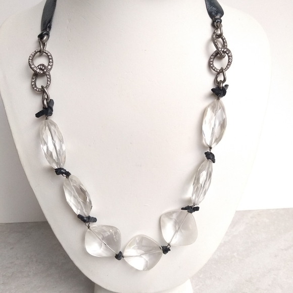 Kenneth Cole Jewelry - NWOT Kenneth Cole crystal stones necklace